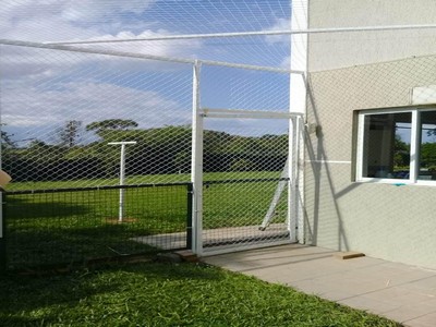 Os erros mais comuns na instalação de redes de proteção para gatos